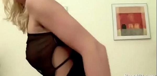 Petite Step-Sister Seduce him to Fuck to Lost her Virgin